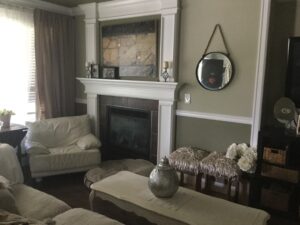 DECORATING/STAGING